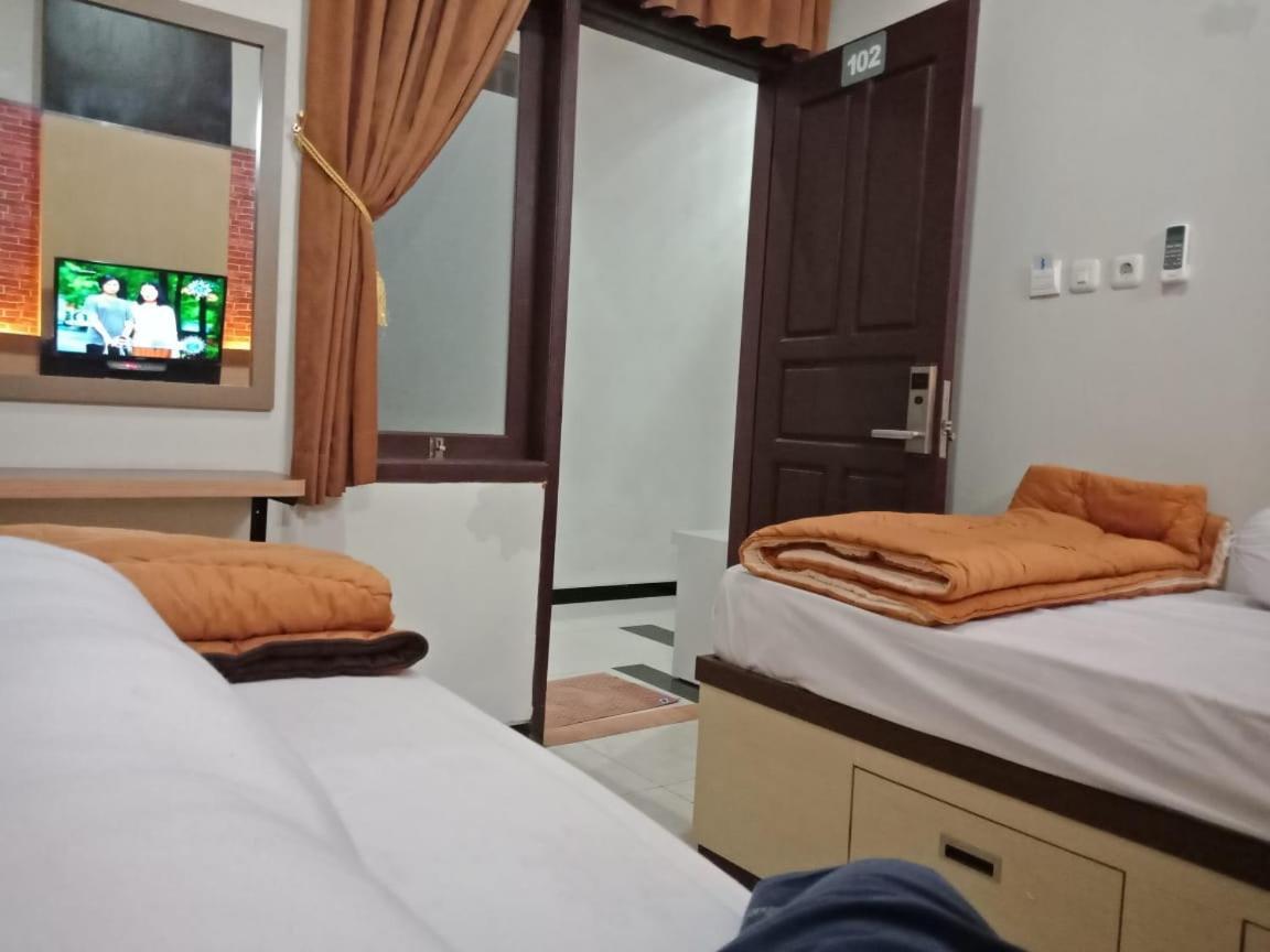 Amaya Guest House Syariah Alastuwo ภายนอก รูปภาพ